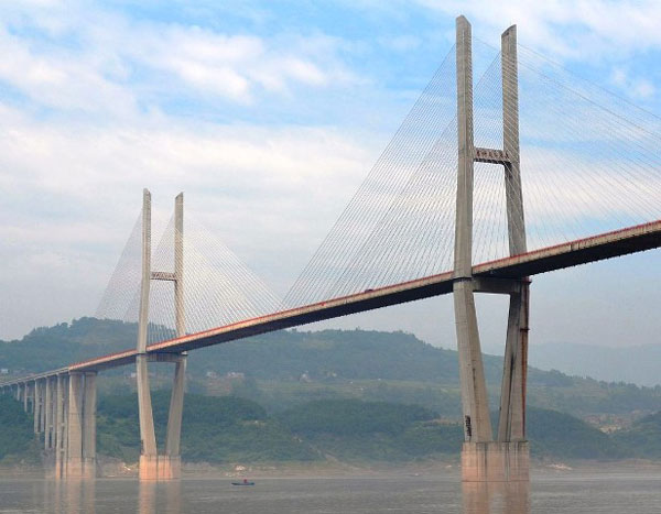 پل بزرگراهی Zhongxian Huyu چین