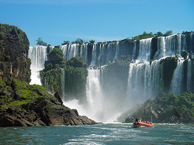 خطرناک ترین مناطق و  آبشارهای ایگوازو
