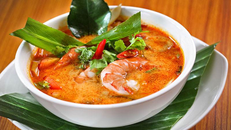 غذاهای تایلند و Tom Yum Goong