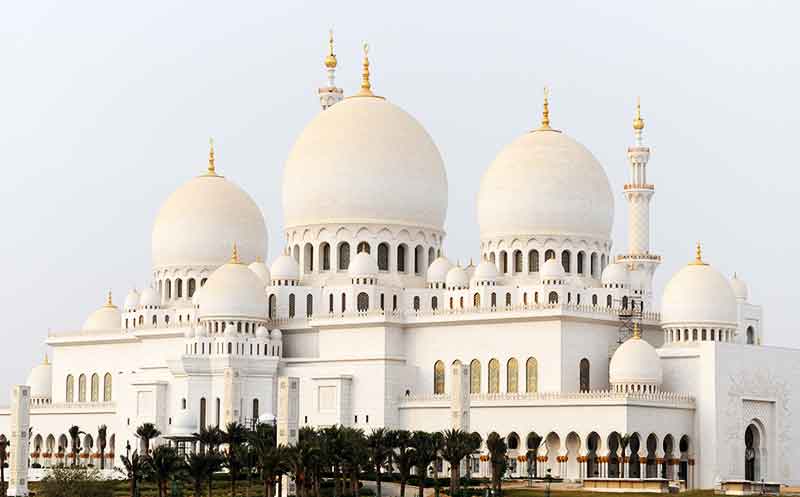 شیخ زاید و بنای سفیدرنگ مسجد