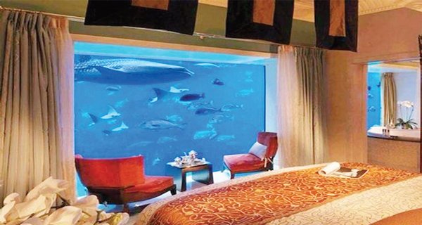 زیر آب و هتل آتلانتیس پالم دوبی