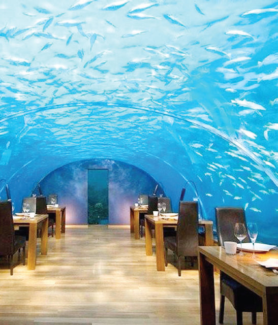 زیر آب و هتل کنراد مالدیو