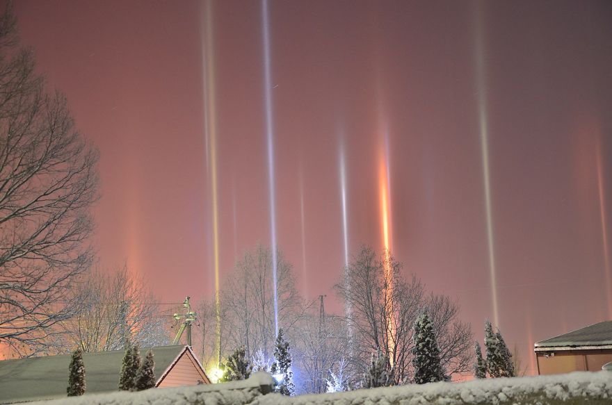 جاذبه شگفت انگیز ستون نور، مسکو
