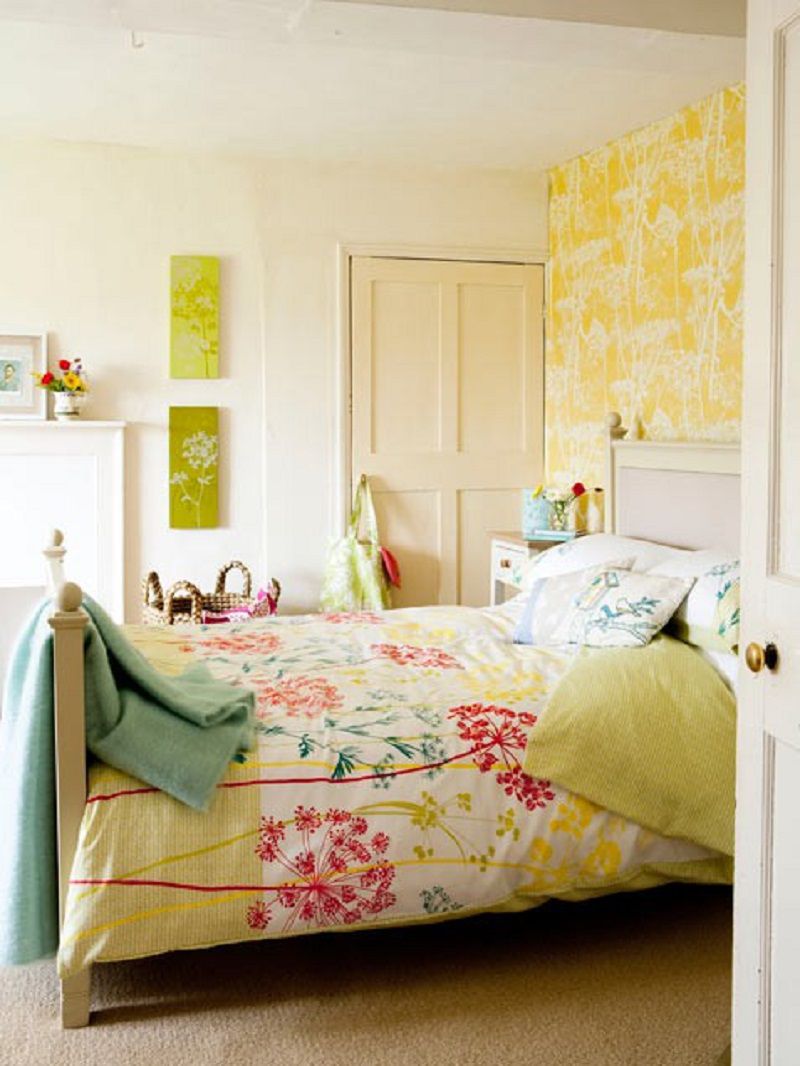 اتاق خواب رنگی زرد