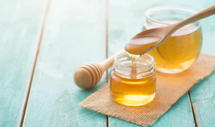 عسل برای شفافیت پوست